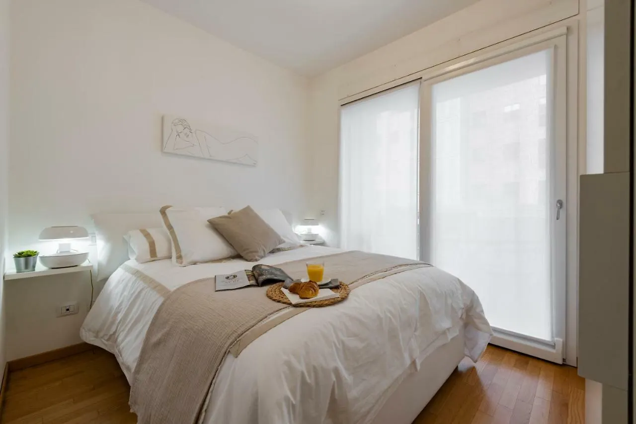 Apartment Milano Central Station Italy